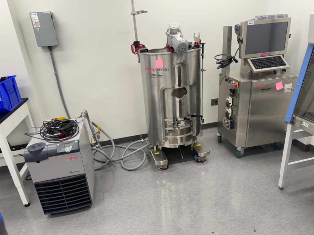 Image of Thermo HyPerforma G3Lite 250L Single Use Bioreactor
